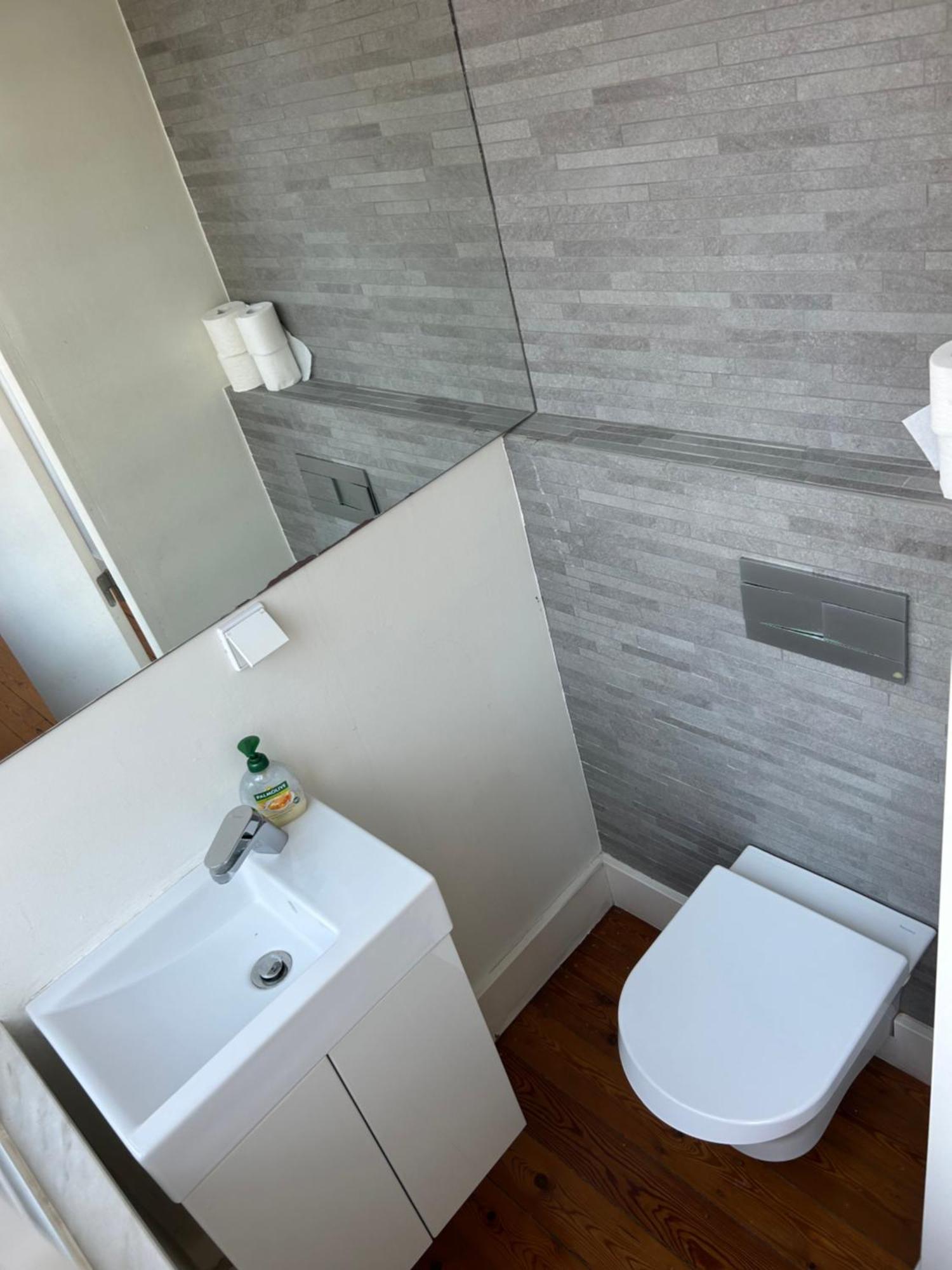 Apartment With Terrace 5 Minutes From Marques De Pombal *